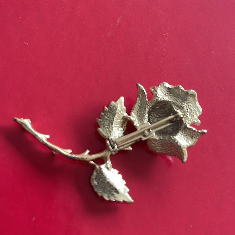 VINTAGE ENAMEL PIN BROOCH ROSE